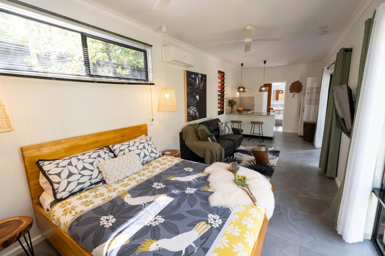 Airlie Beach Eco Cabins - Adults Only ภายนอก รูปภาพ