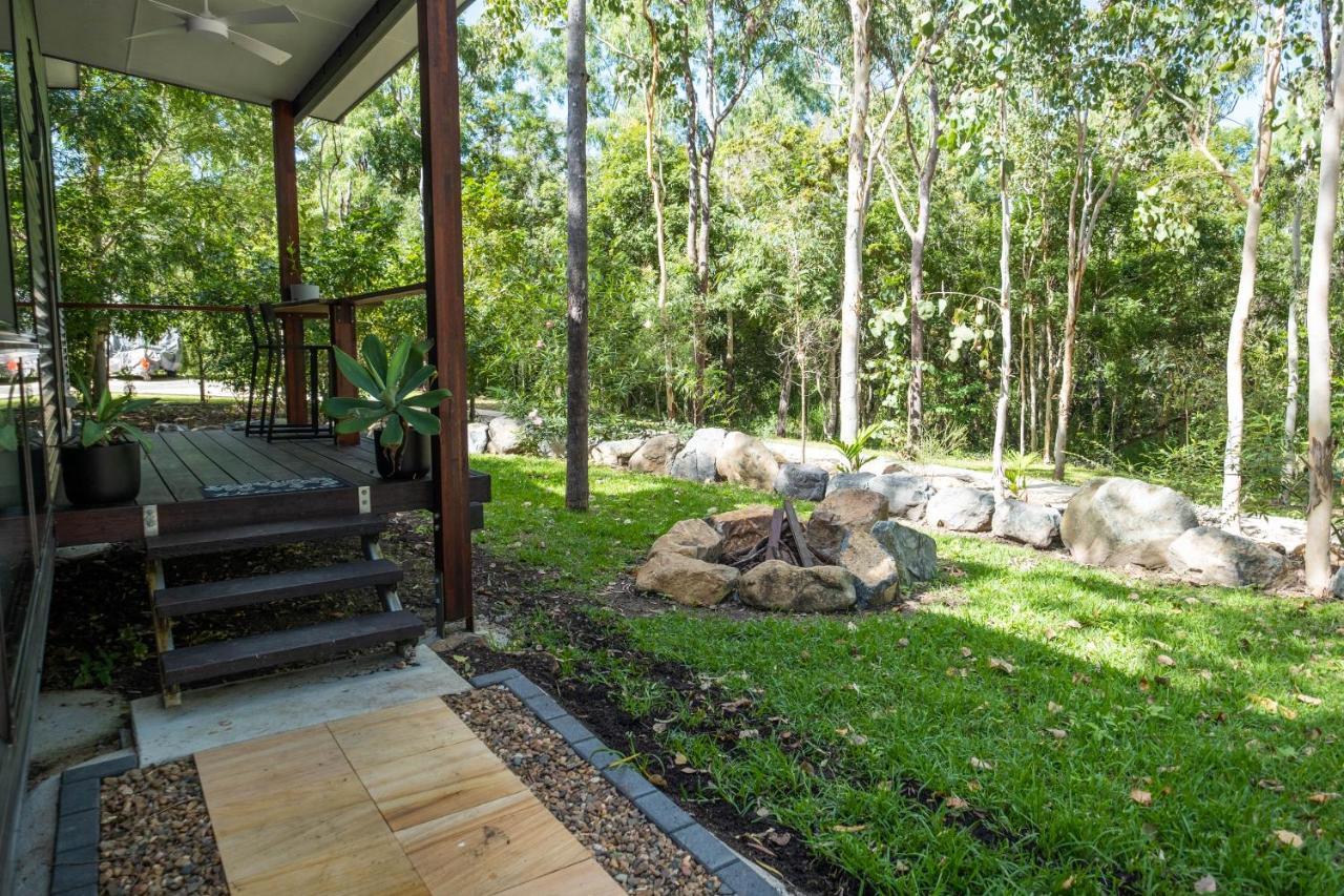 Airlie Beach Eco Cabins - Adults Only ภายนอก รูปภาพ