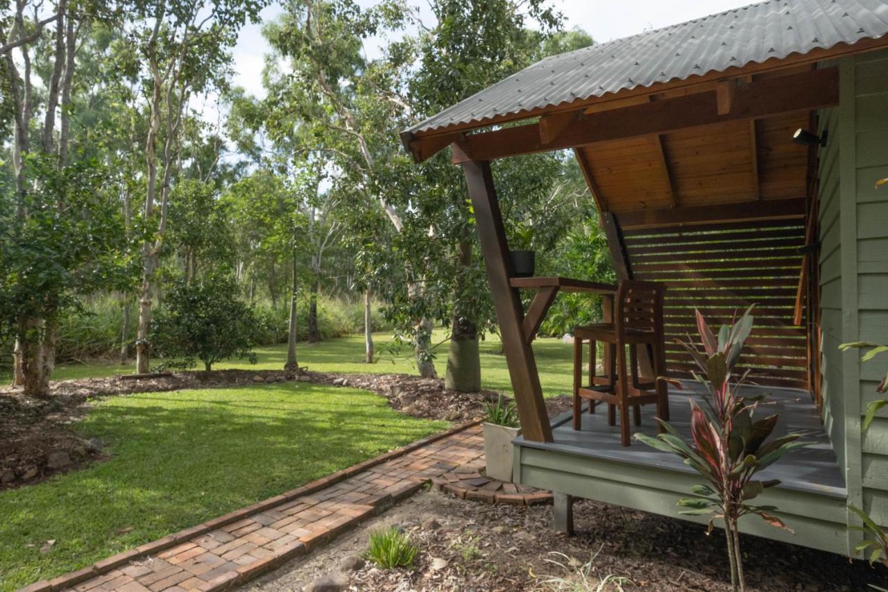 Airlie Beach Eco Cabins - Adults Only ภายนอก รูปภาพ