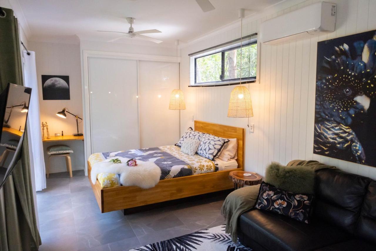 Airlie Beach Eco Cabins - Adults Only ภายนอก รูปภาพ