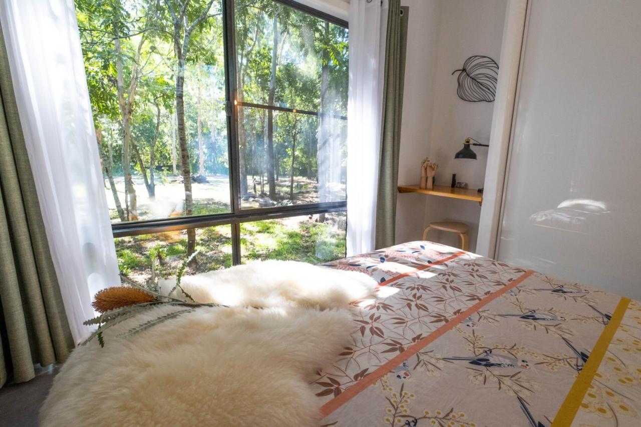 Airlie Beach Eco Cabins - Adults Only ภายนอก รูปภาพ