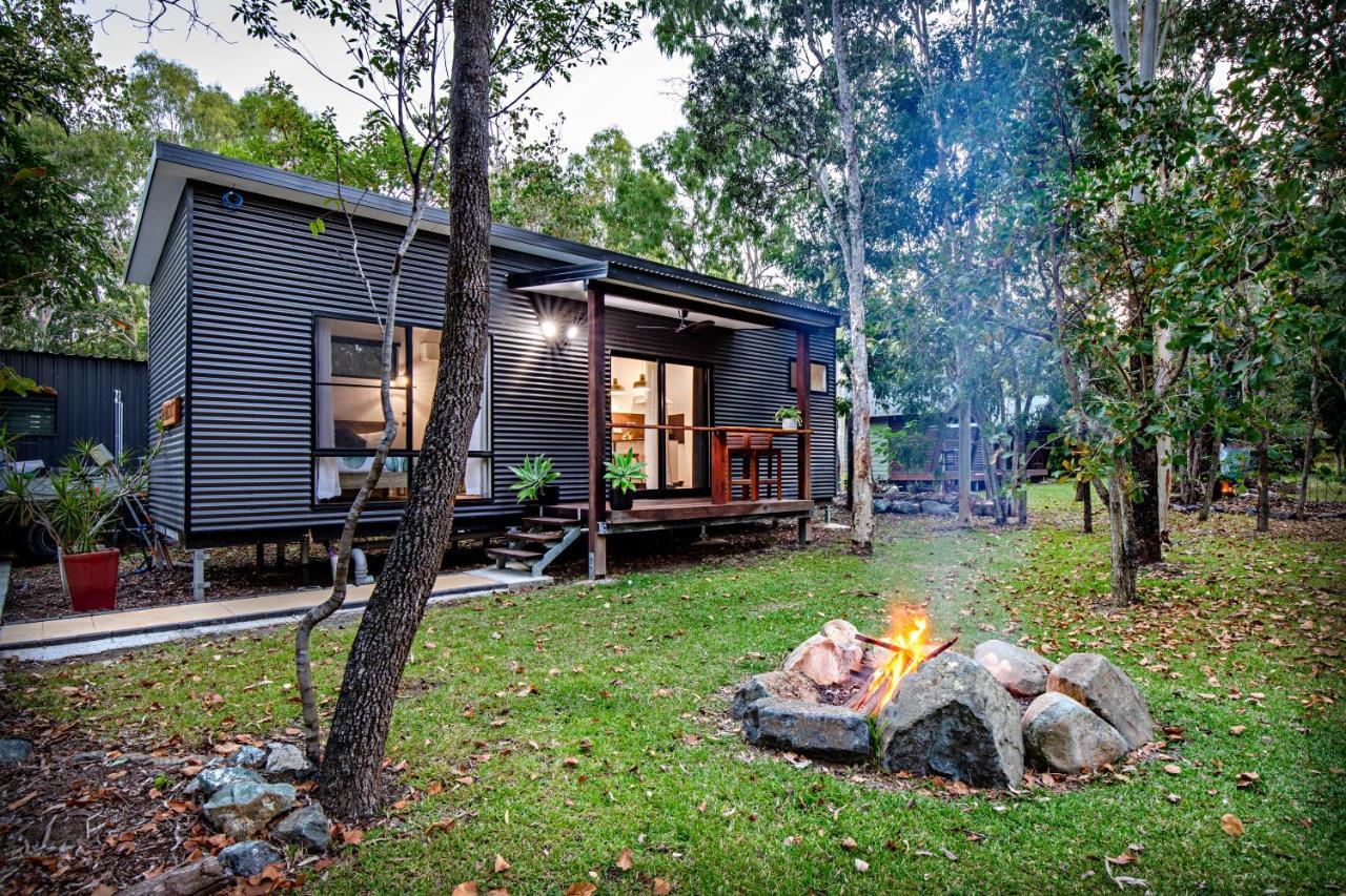 Airlie Beach Eco Cabins - Adults Only ภายนอก รูปภาพ