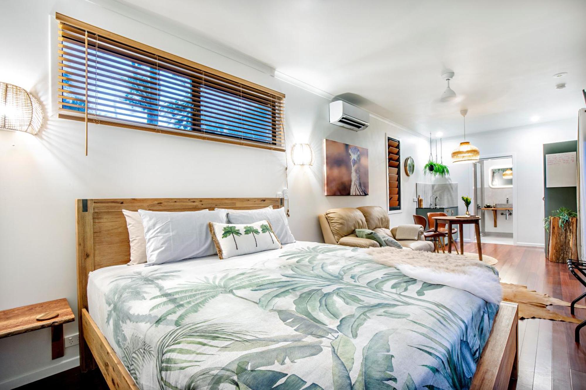 Airlie Beach Eco Cabins - Adults Only ภายนอก รูปภาพ